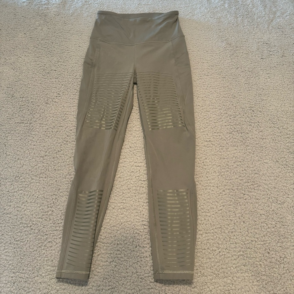 Lululemon Rogue Renegade Leggings 25'' High Waisted Sage Green Women Sz 6